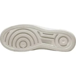 Nike Air Force 1 PLT.AF.ORM W - Summit White/Sail/Wolf Grey/Metallic Silver -Matens Shoes Shop Nike Air Force 1 PLT.AF .ORM W Summit White Sail Wolf Grey Metallic Silver 3